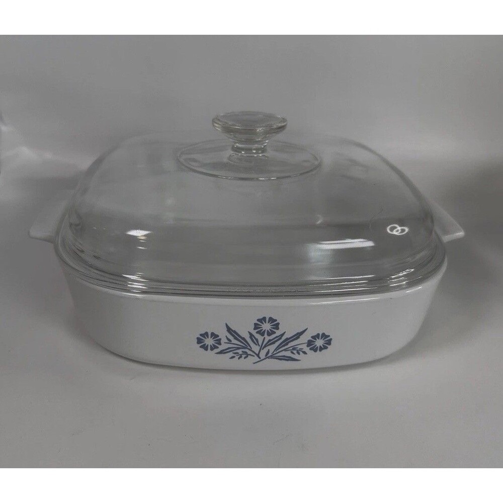 Vintage A10B Corning Ware Blue Cornflower Square Casserole Dish  With Lid